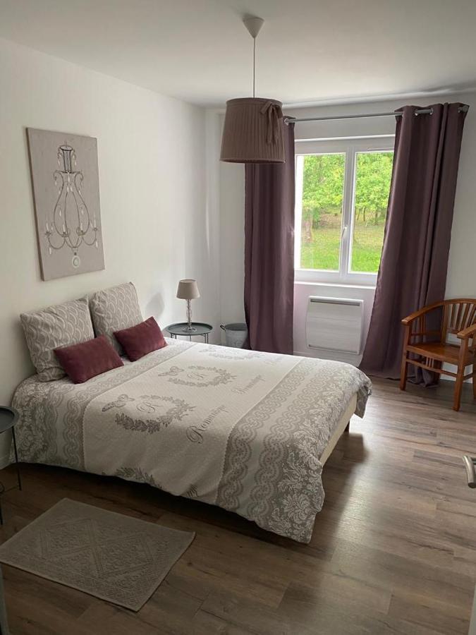 Paisible logement à Brive proche centre-ville et campagne avec Wifi Netflix et Parking privé Esterno foto